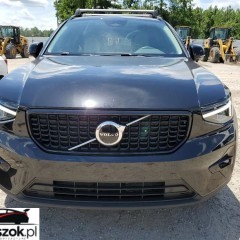 Volvo XC 40 B4 Plus Black Edition
