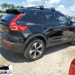 Volvo XC 40 B4 Plus Black Edition
