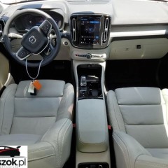 Volvo XC 40 B4 Plus Black Edition