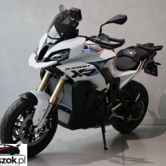 BMW S