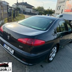 Peugeot 607