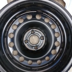 FELGI STALOWE 4x108 R16 6,5J ET47,5 FORD TPMS KOŁPAKI FIESTA FUSION KA+