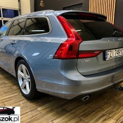 Volvo V90 D4 Momentum Pro