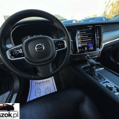 Volvo V90 D4 Momentum Pro