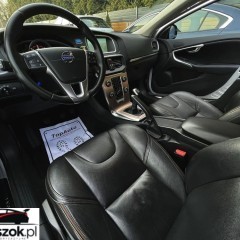Volvo V40 Cross Country D3 Momentum