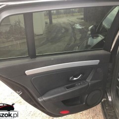 RENAULT LAGUNA III 3 boczki tapicerka drzwi skórzane KOMBI CENA ZA 4 SZTUKI