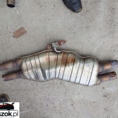 AUDI Q7 4L TŁUMIK ŚRODKOWY