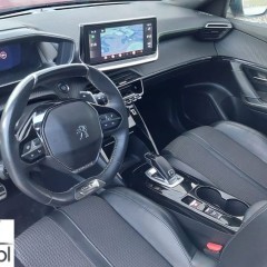 Peugeot 2008 1.2 PureTech GT Line S&S EAT8