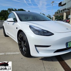 Tesla Model 3 Langstreckenbatterie Allradantrieb Dual Motor Performance