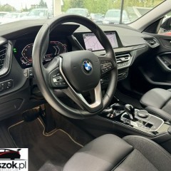 BMW Seria 2 218i Sport Line