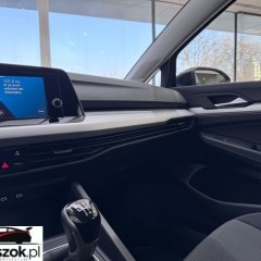 Volkswagen Golf VIII 1.0 TSI