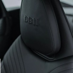 Aston Martin DB11