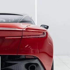 Aston Martin DB11