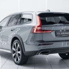 Volvo V60 Cross Country B4 D AWD Geartronic