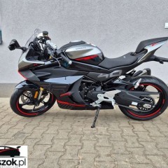 CFMoto SR