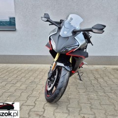 CFMoto SR