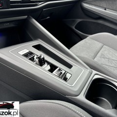 Volkswagen Golf VIII 1.5 eTSI mHEV Life DSG