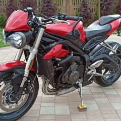 Triumph Street Triple
