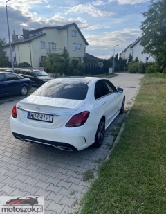 Mercedes-Benz Klasa C 300 4Matic 9G-TRONIC AMG Line