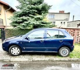 Sprzedam auto osobowe opłaty i przegląd aktualne