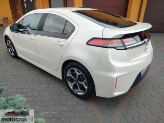 Opel Ampera 