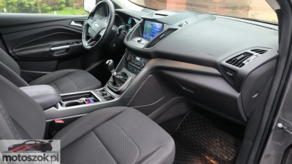 Ford Kuga 1,5 benzyna 2019 (super stan) 