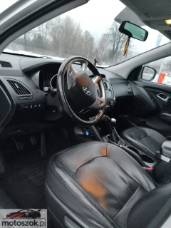 Hyundai ix35 2.0 CRDi 4×4 Panorama 2012Sprzedaję swój samochód. Hyundai ix35 2.0 CRDi 4×4 Panorama. 