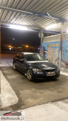 BMW E90 318i 2005rok