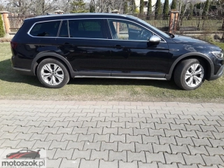 Volkswagen Passat Alltrack 2.0 TDI, 71 tys. km, 2023 rok