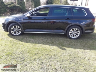 Volkswagen Passat Alltrack 2.0 TDI, 71 tys. km, 2023 rok