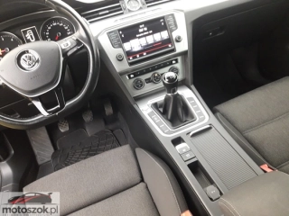 Sprzedam Passata 2.0 TDI, 150KM Stan bardzo dobry, nawigacja, oświetlenie wnętrza i drzwi