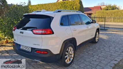 JEEP CHEROKE 4X4 2,0 D 2015R
