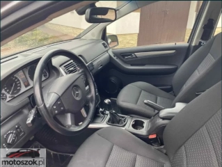 Sprzedam w bardzo dobrym stanie MERCEDEs-BENZ B klasa 2010 r