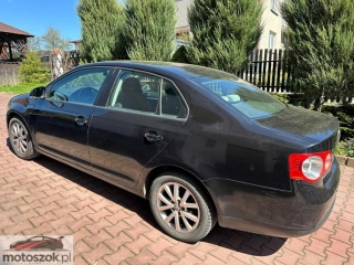 Volkswagen Jetta 1.4 benzyna 2010