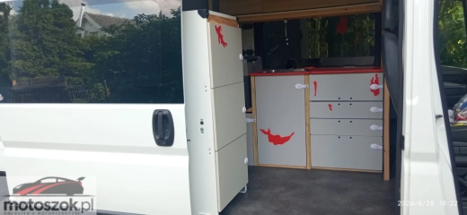 Kamper 4x4 nowe wnętrze.
