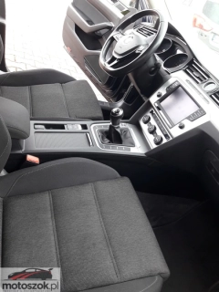 Passat stan bardzo dobry, oświetlenie wnętrza i drzwi, siedzenie z masażem